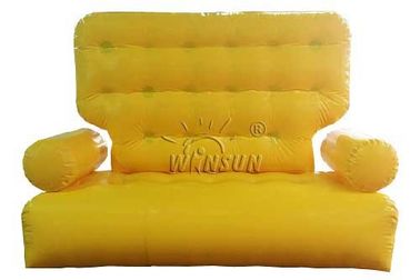 Дружелюбное желтой софы кресла цвета раздувной экологическое для мероприятий на свежем воздухе